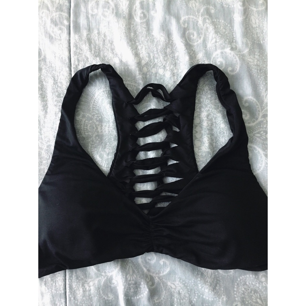 Black bikini top